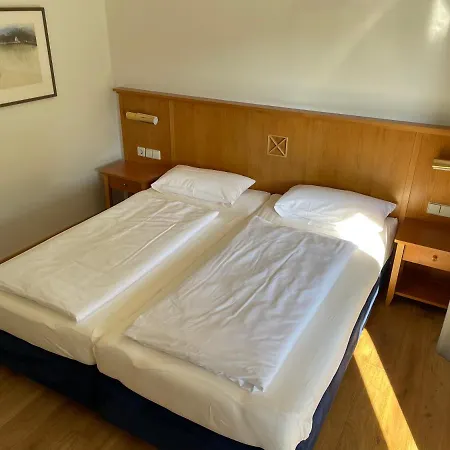 Raubs Landgasthof Inn Kuppenheim